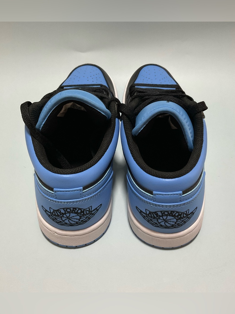Air Jordan 1 Low University Blue/Black Men’s Shoes Size 7. 5, Pre-Owned - Picture 3 of 13